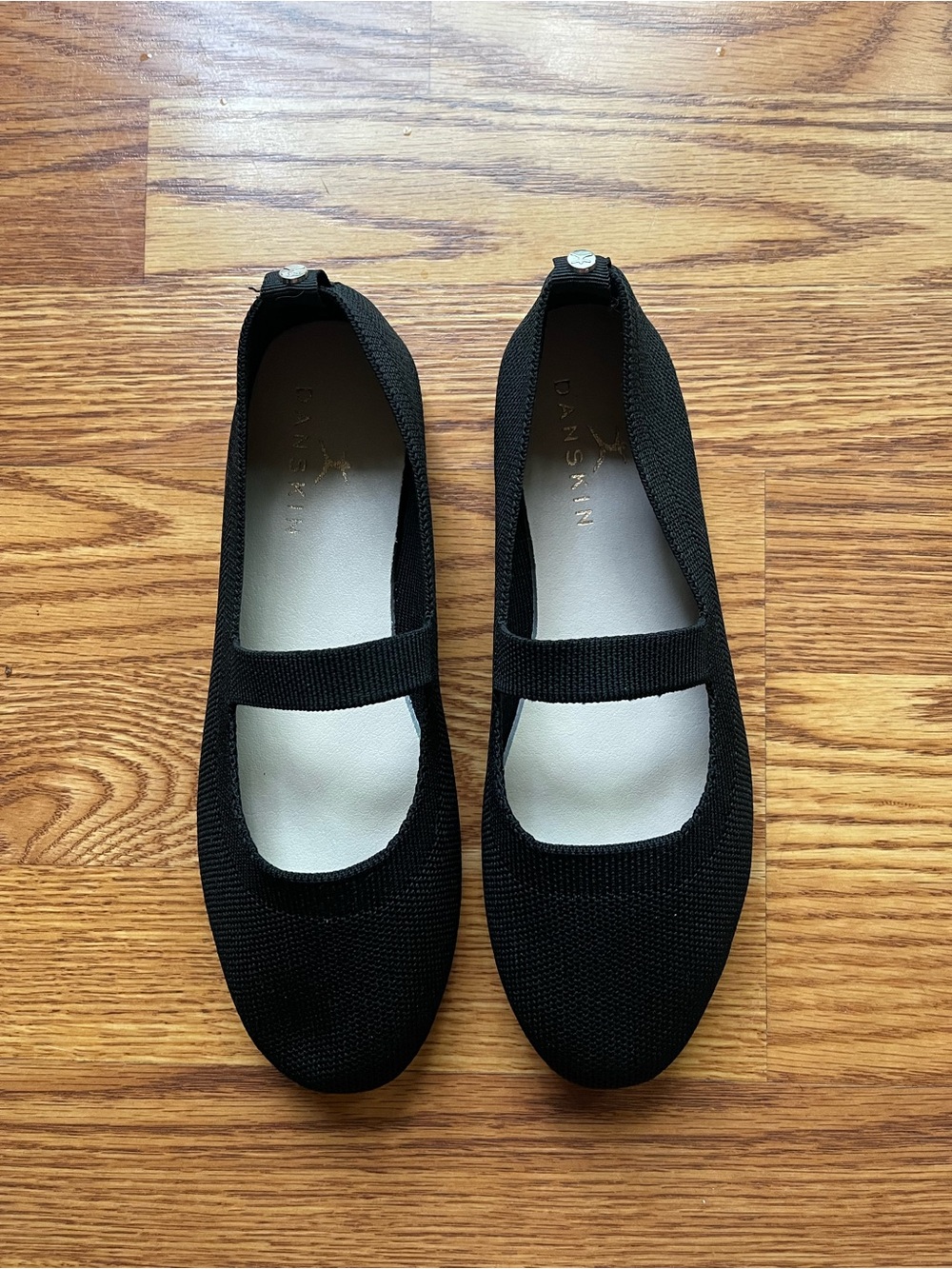 Danskin Shine Mary Jane Flat